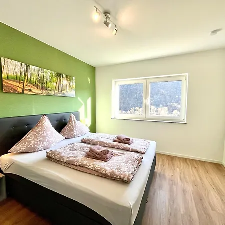 Moseltraum, 1-6 Pers, Mit 3 Schlafzimmer Und Panoramabalkon *