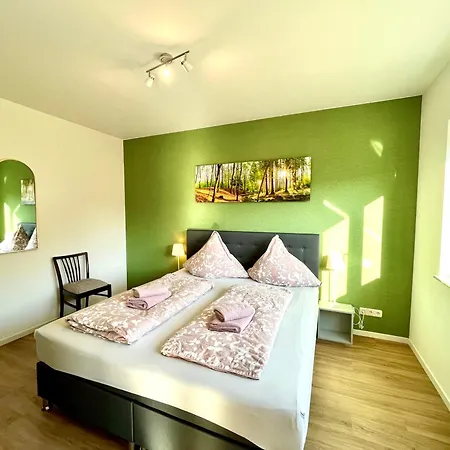 Moseltraum, 1-6 Pers, Mit 3 Schlafzimmer Und Panoramabalkon *