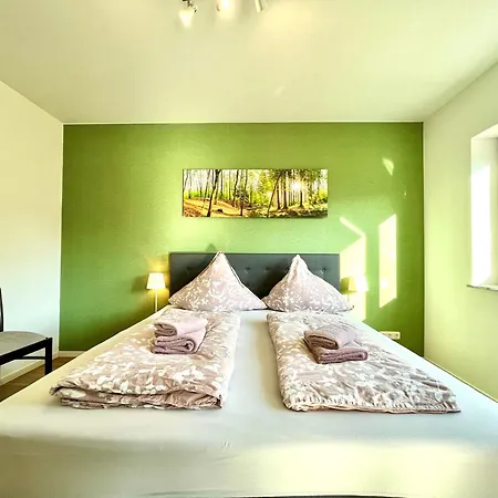 Appartement Moseltraum, Bis Zu 6 Pers, Mit 3 Schlafzimmer Und Panoramabalkon
