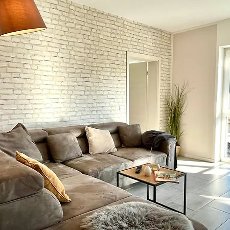 Moseltraum, Bis Zu 6 Pers, Mit 3 Schlafzimmer Und Panoramabalkon Appartement Müden