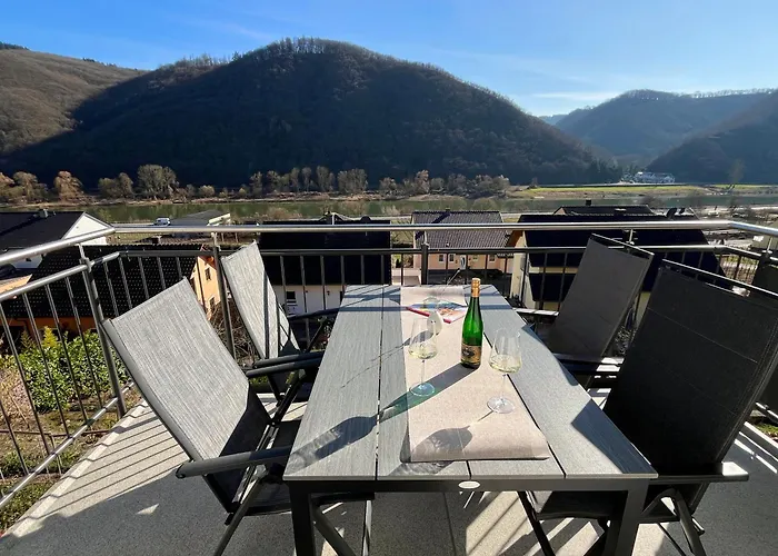 Apartamento Moseltraum, 1-6 Pers, Mit 3 Schlafzimmer Und Panoramabalkon